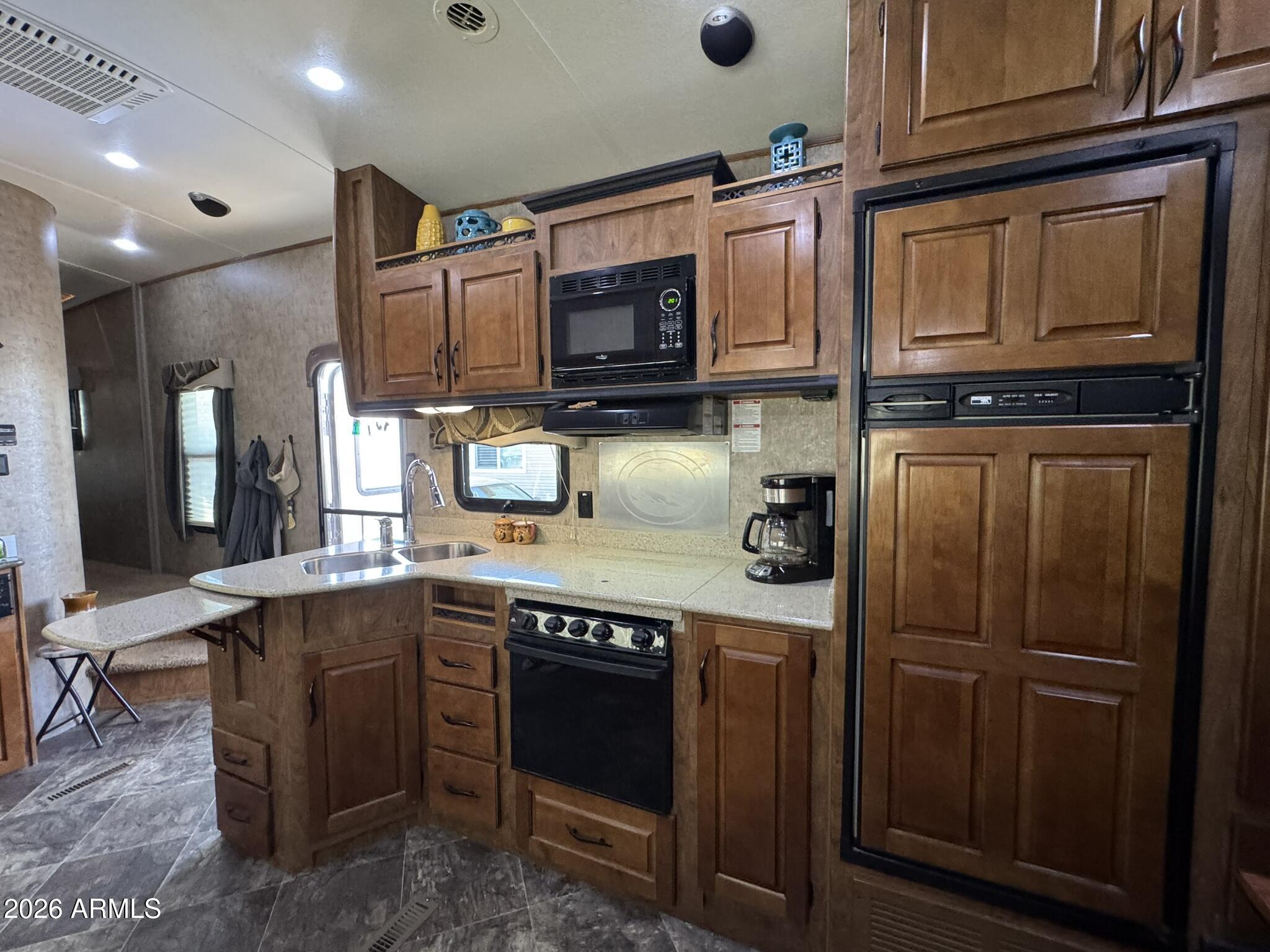 106 E MESA Drive 748