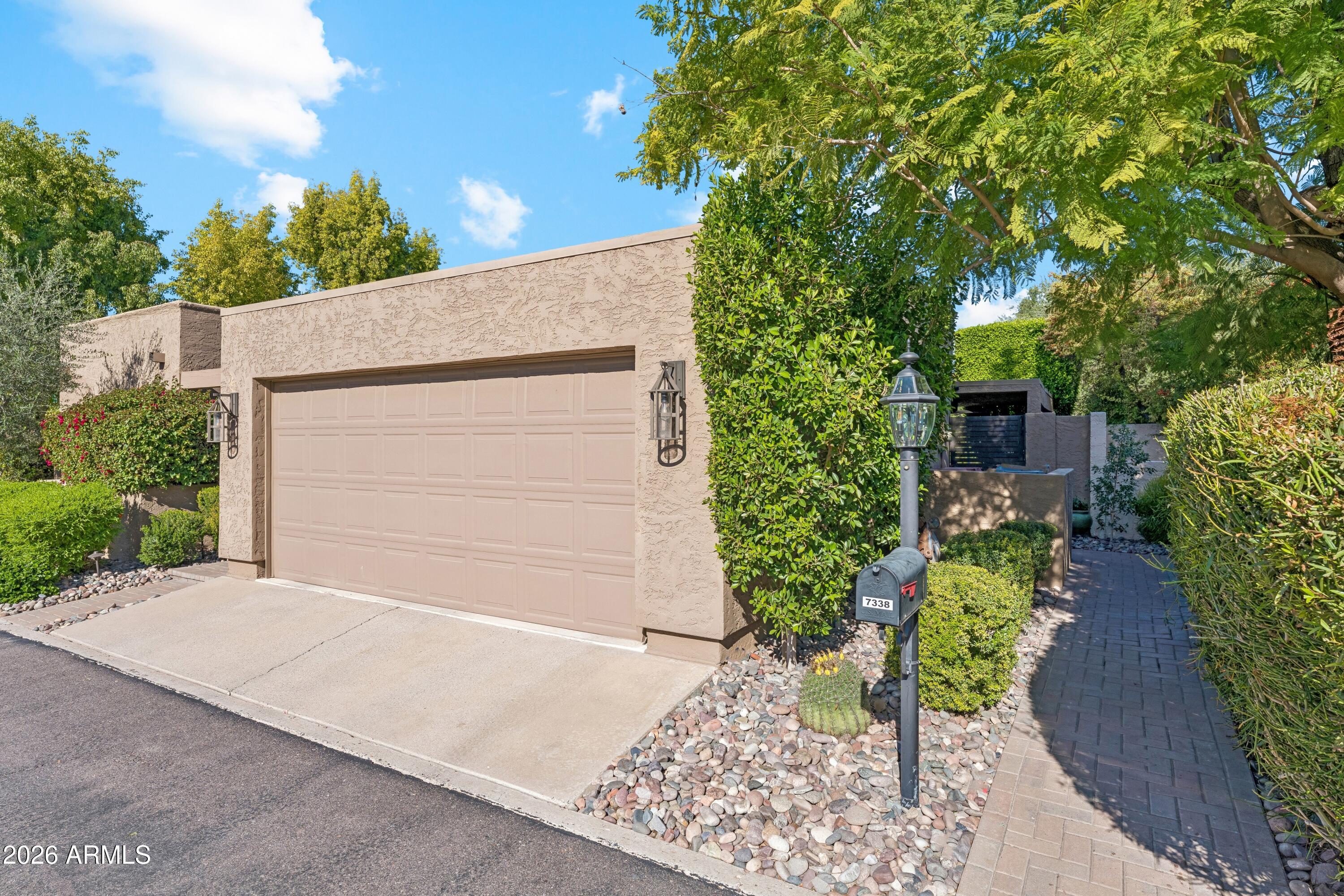 7338 E Rovey Avenue