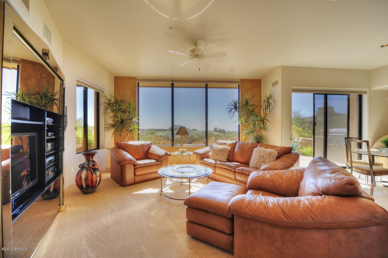 10277 E NOLINA Trail