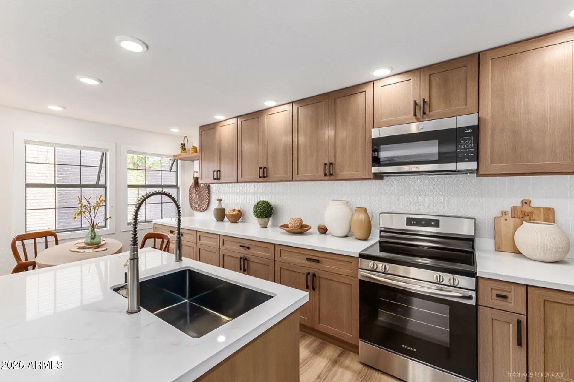1245 W 1ST Street 219