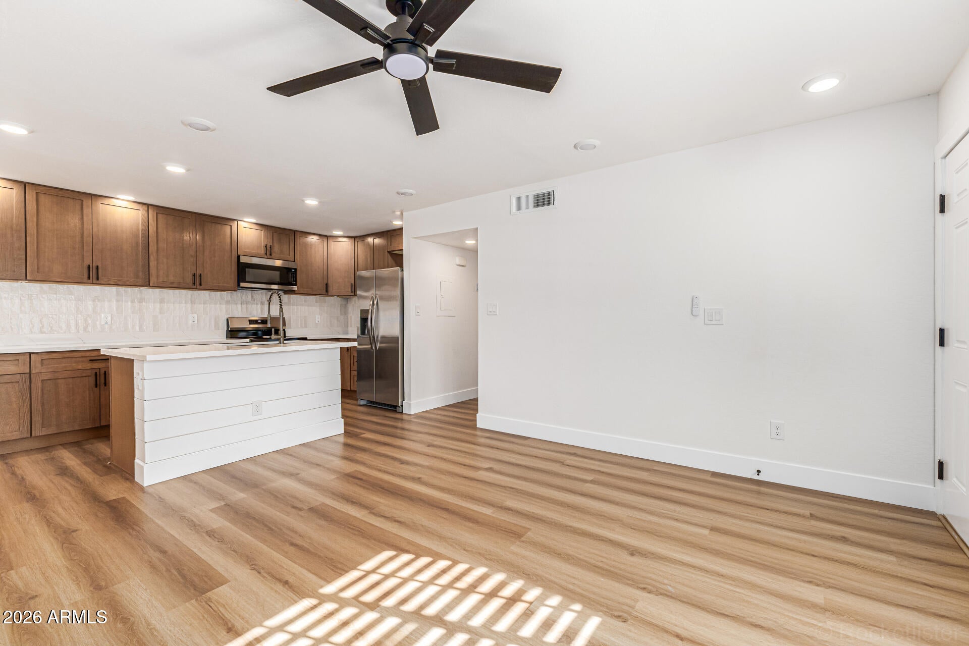 1245 W 1ST Street 219