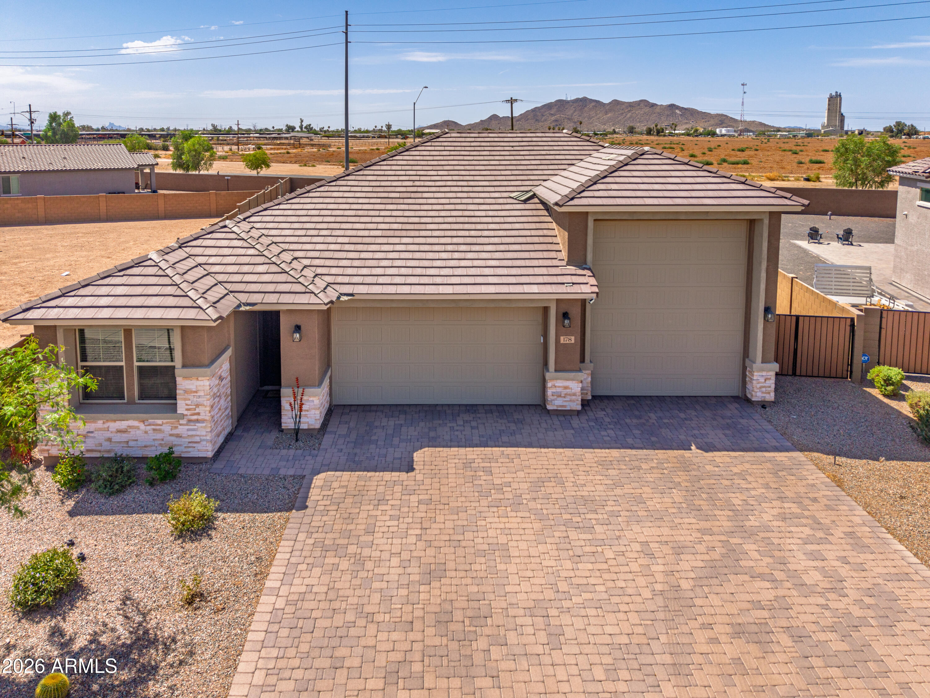 178 S NAPLES Lane