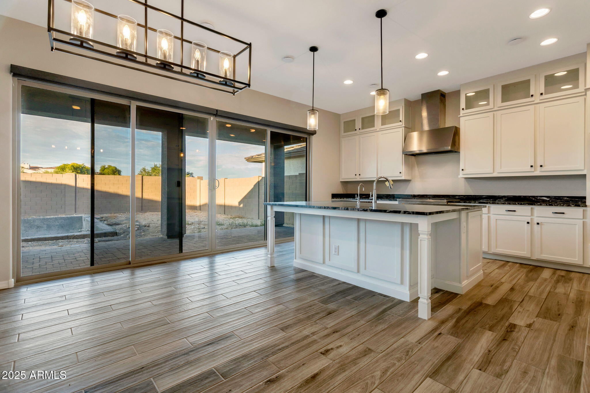 20060 W CAMPBELL Avenue