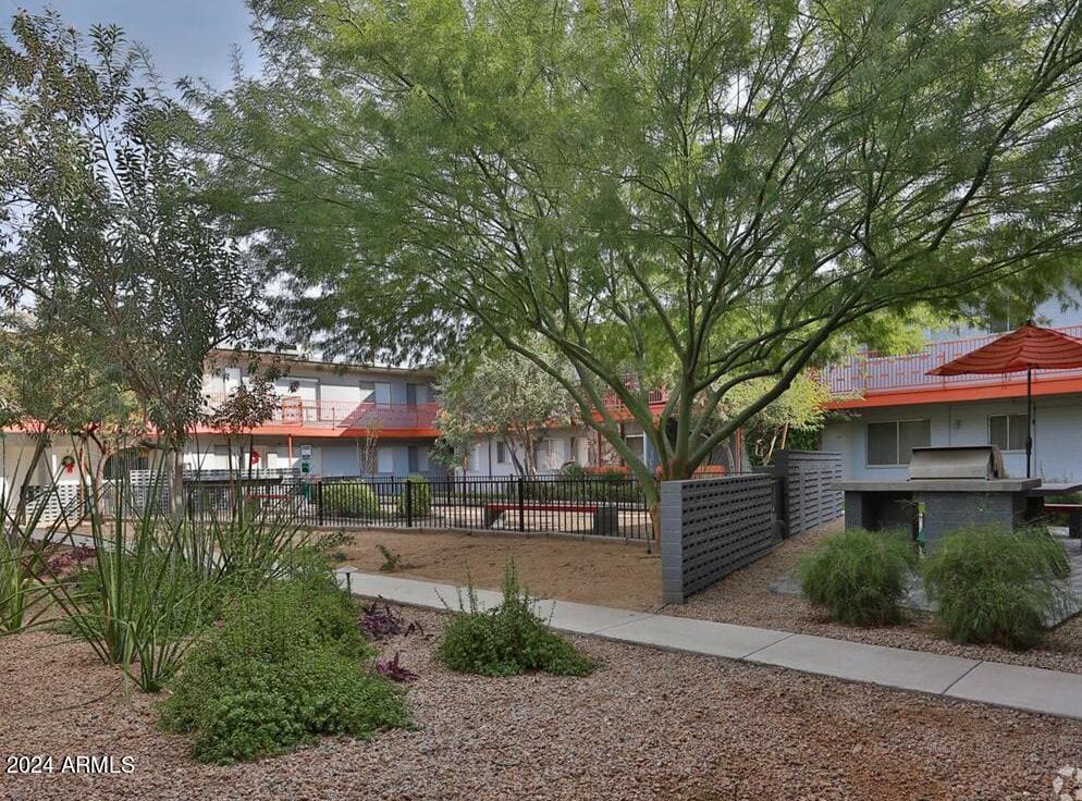 3623 N 5th Avenue Apt B2