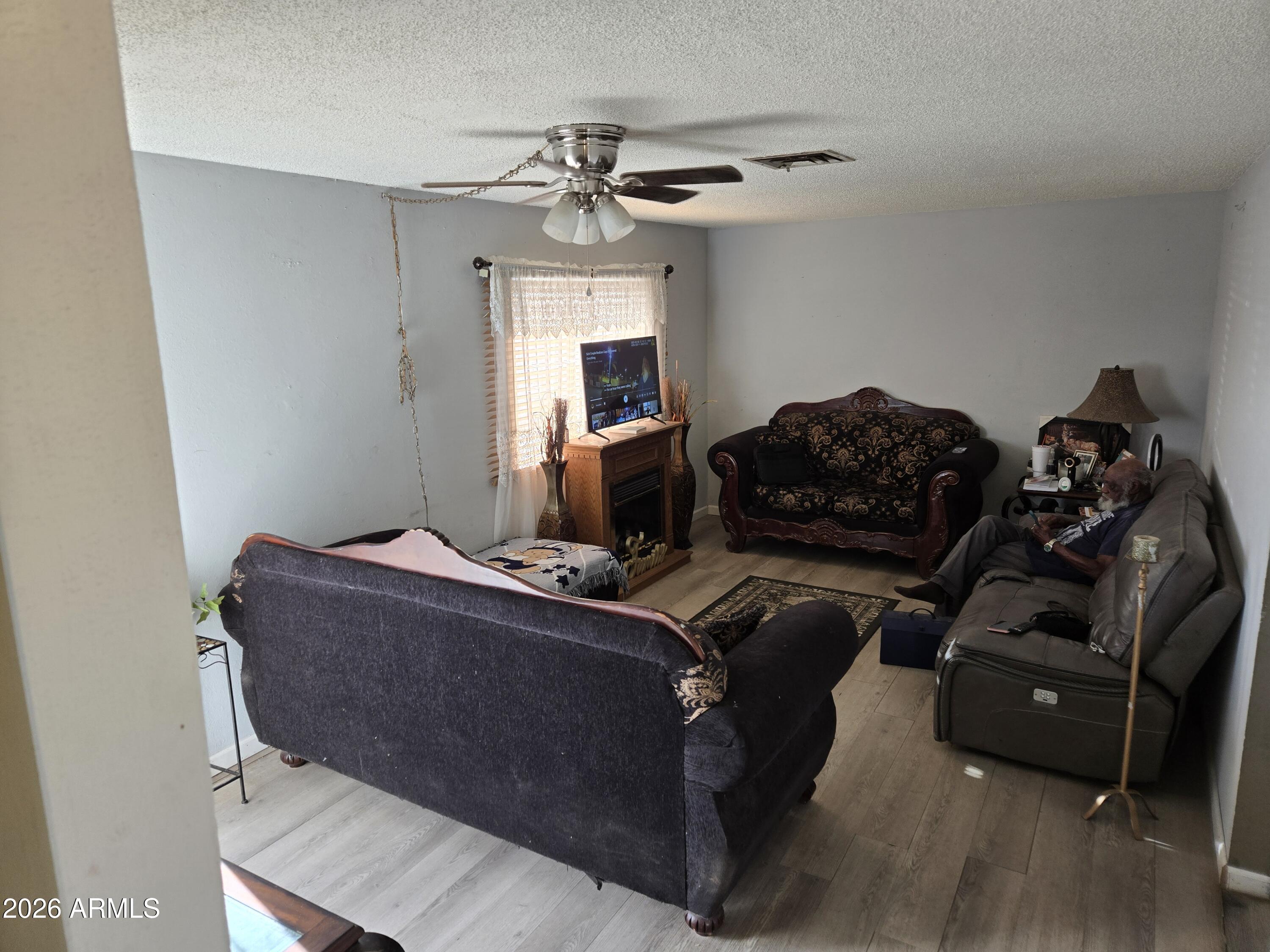 5001 S 19TH Drive