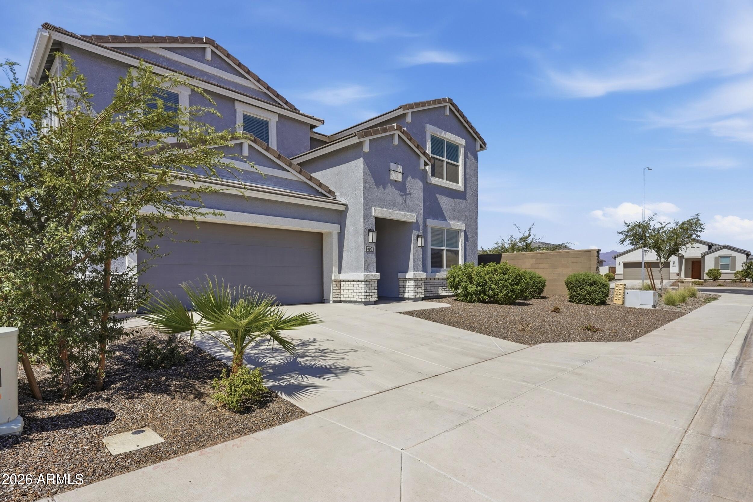 2760 W STRADLING Avenue