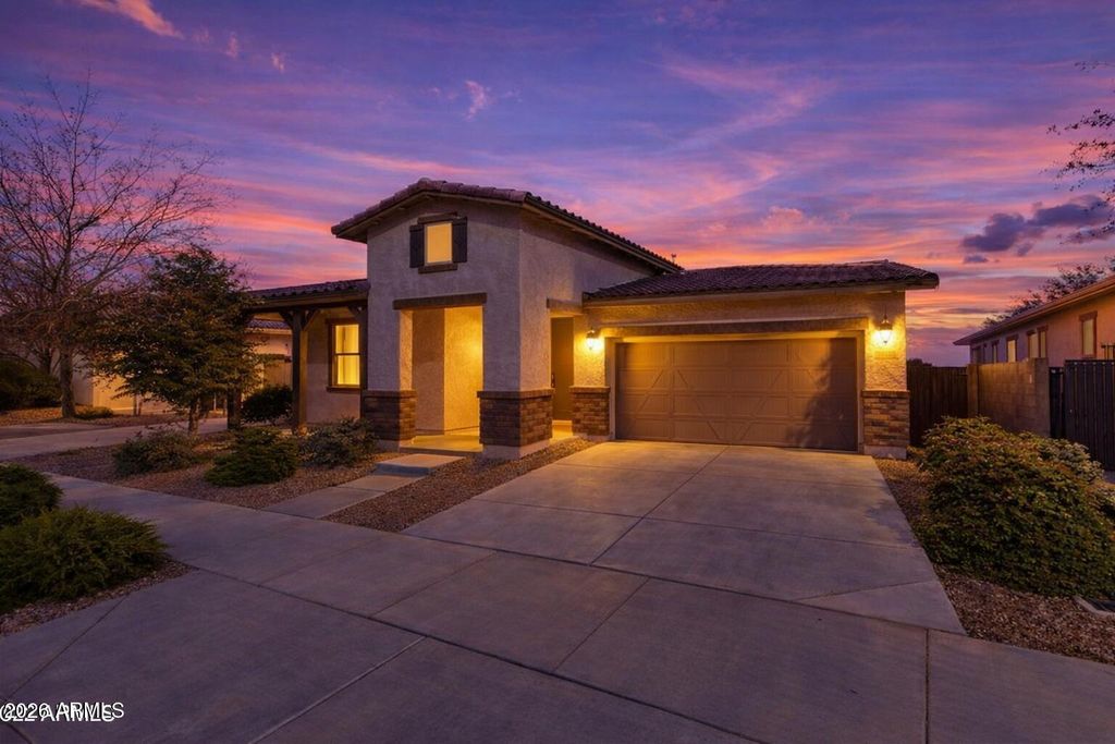 Photo of 22841 S 225th Place, Queen Creek, AZ 85142 (MLS # 6980261)