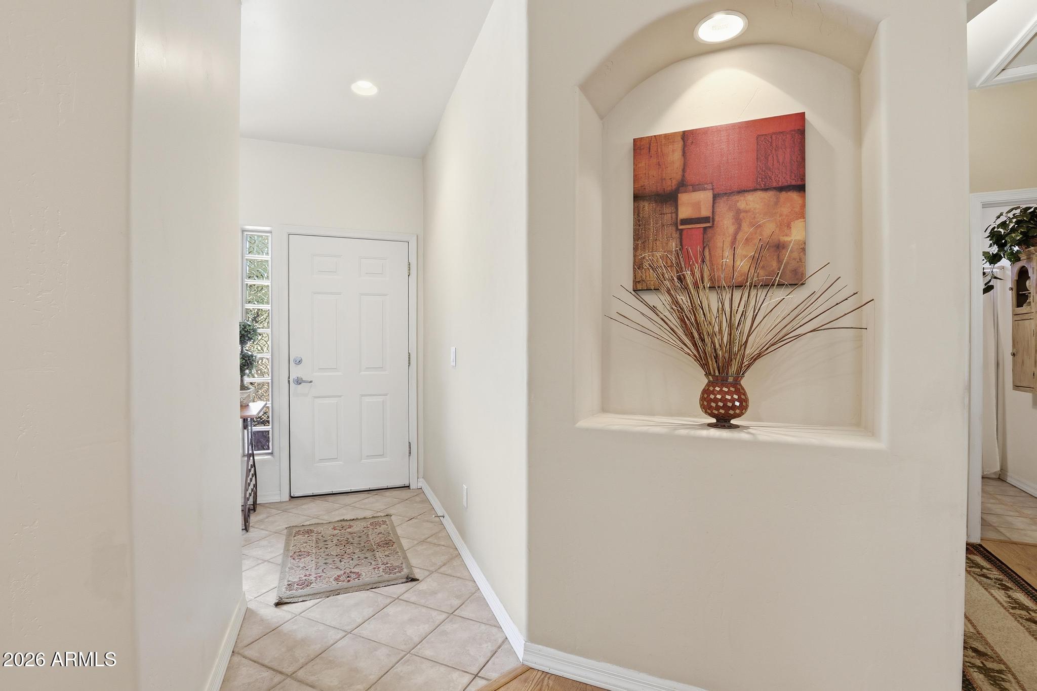 302 W CODY Circle