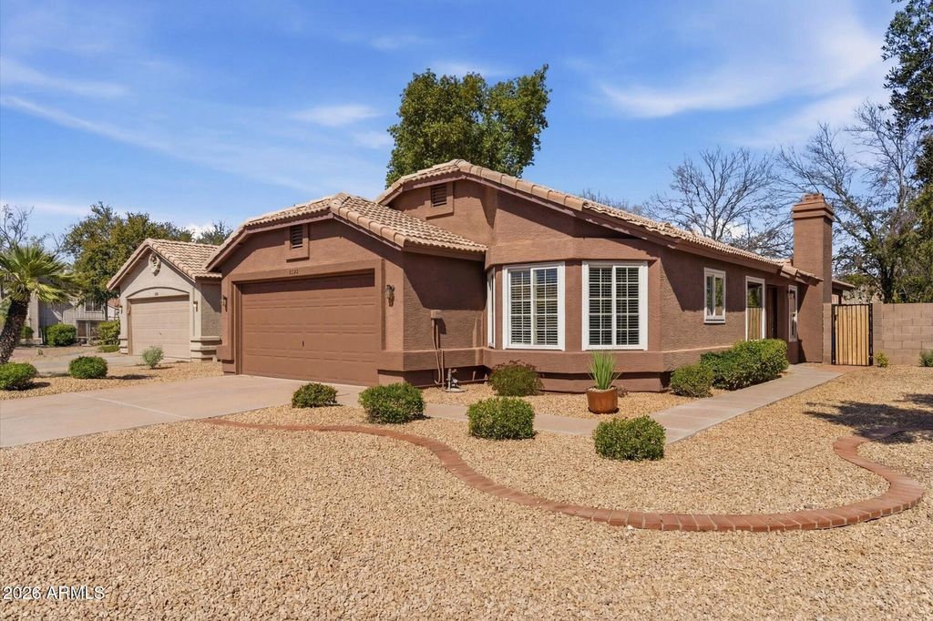 Photo of 2622 W Orchid Lane, Chandler, AZ 85224 (MLS # 6989666)