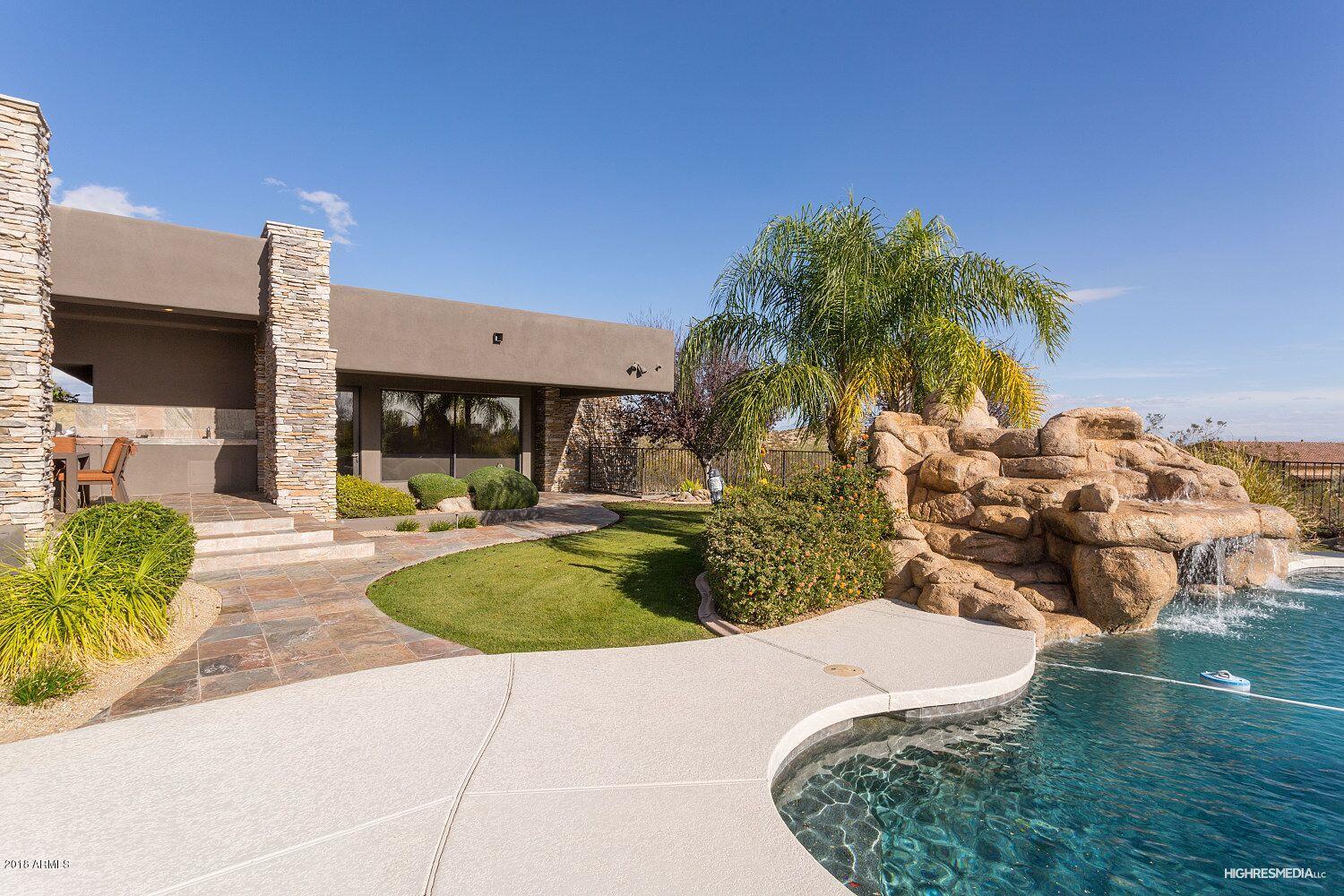 YEARLING ESTATES - Residential
