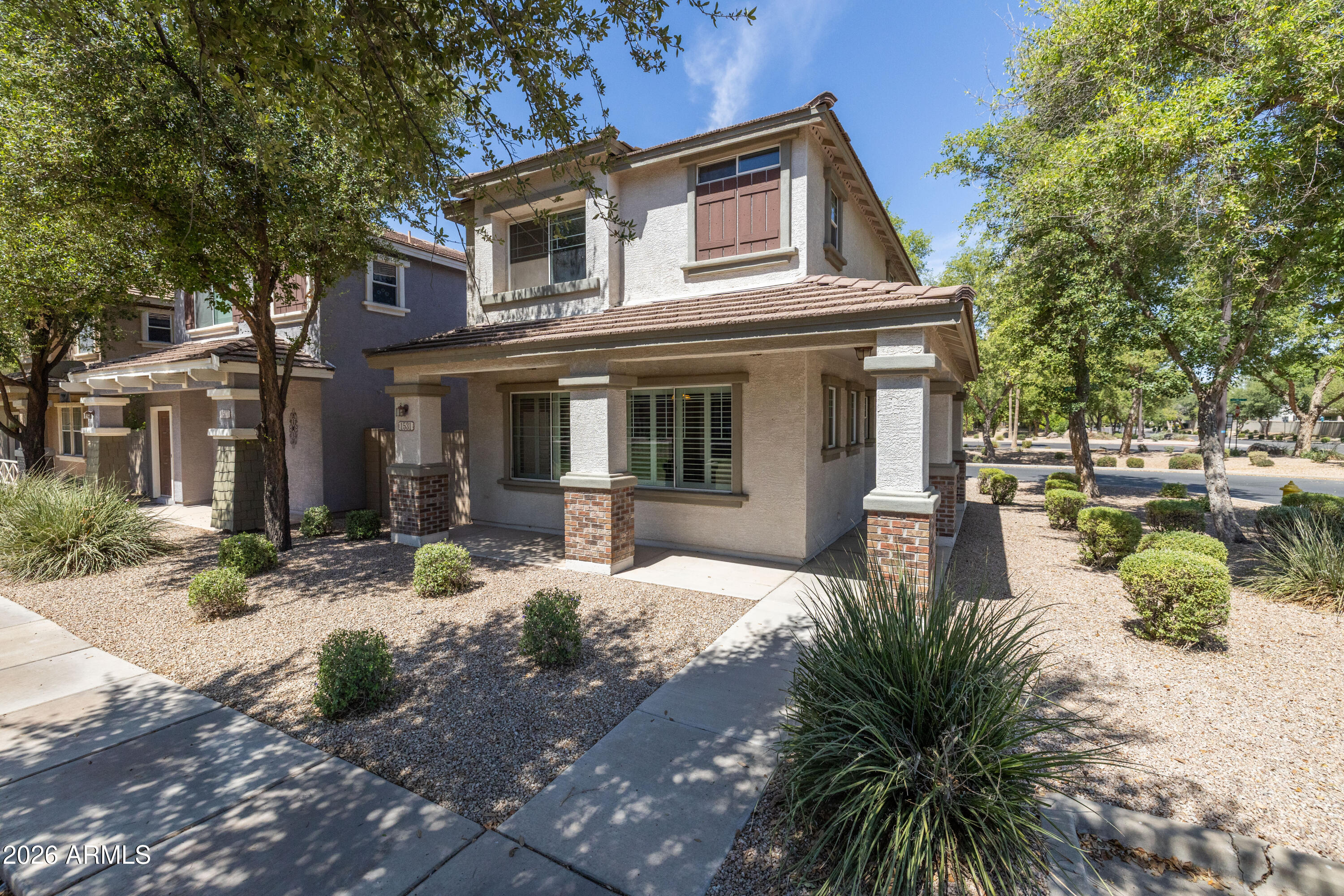 1531 S LONGSPUR Lane