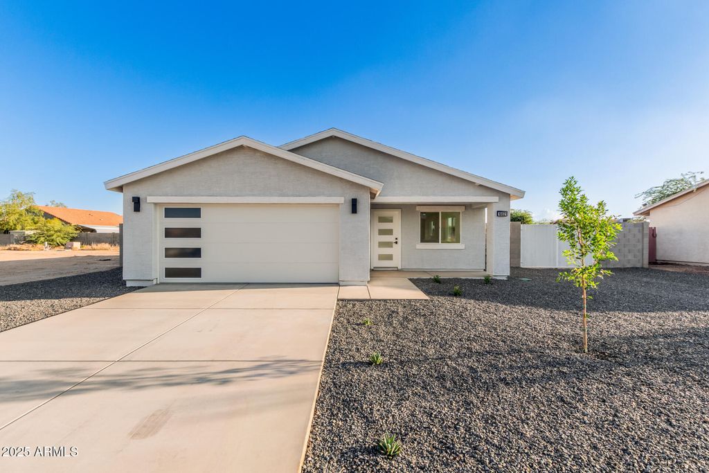 Photo of 10021 W Bradshaw Drive, Arizona City, AZ 85123 (MLS # 6916199)