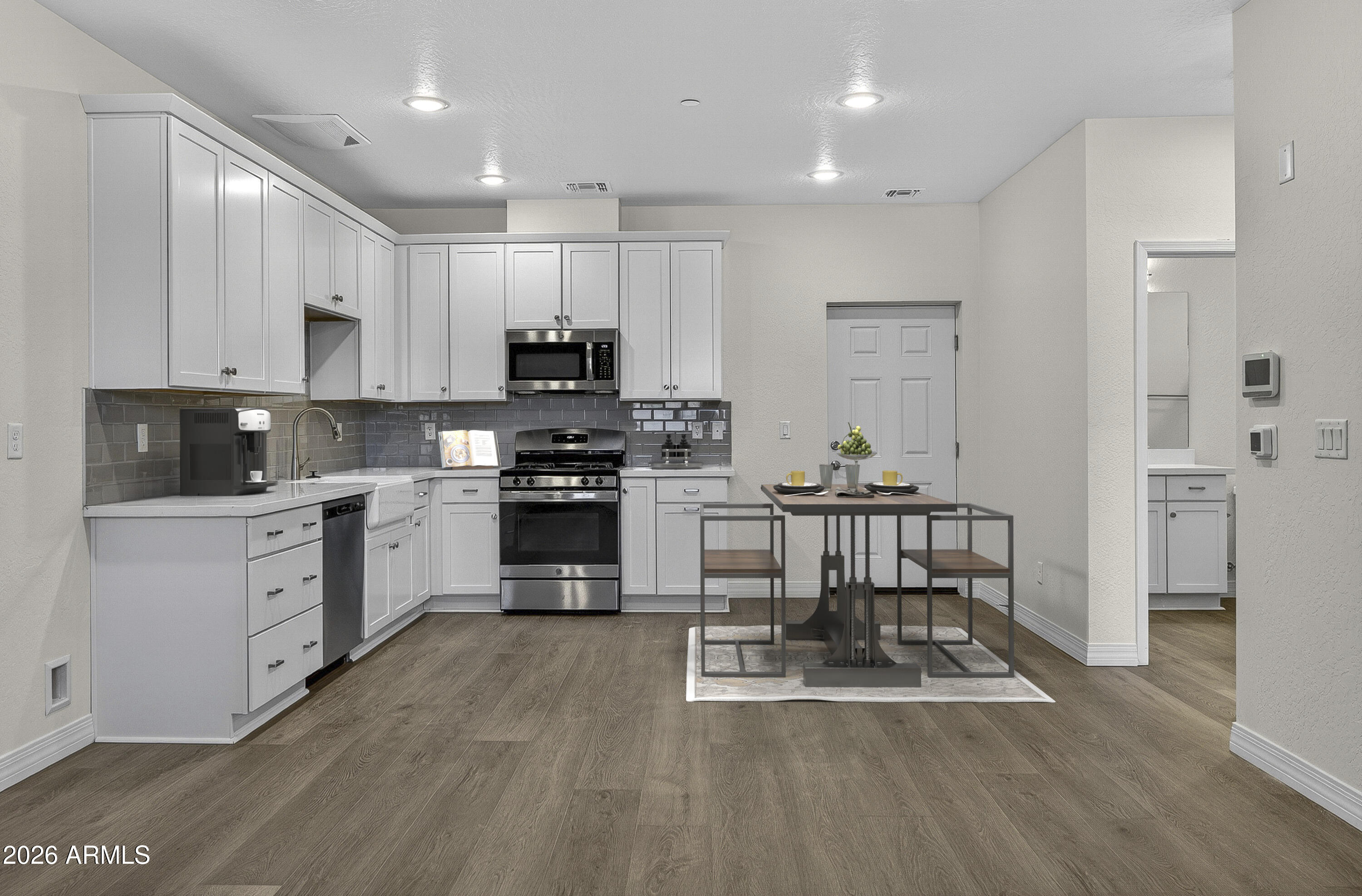 207 S Beaver Street 203