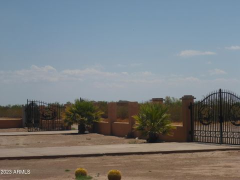 A home in Tonopah