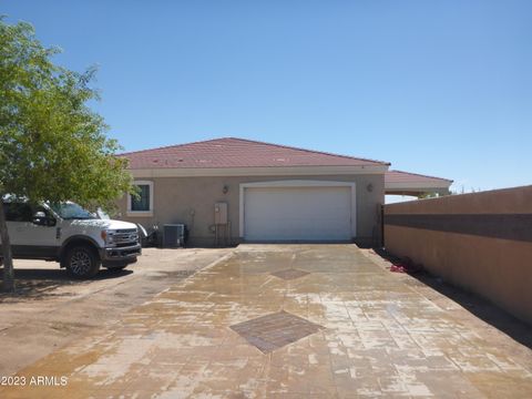 A home in Tonopah