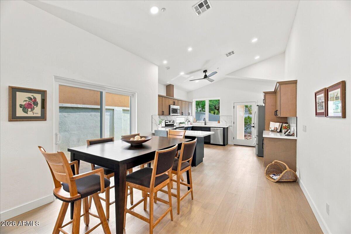 9547 N 118TH Way
