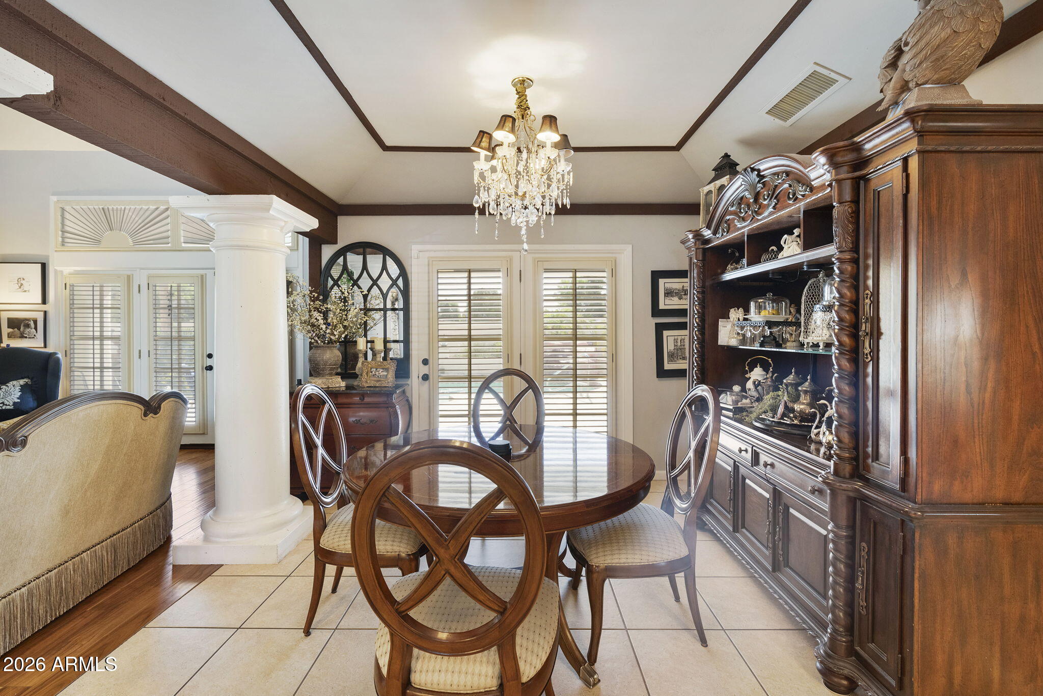 RANCHO DE ARBOLEDA - Residential