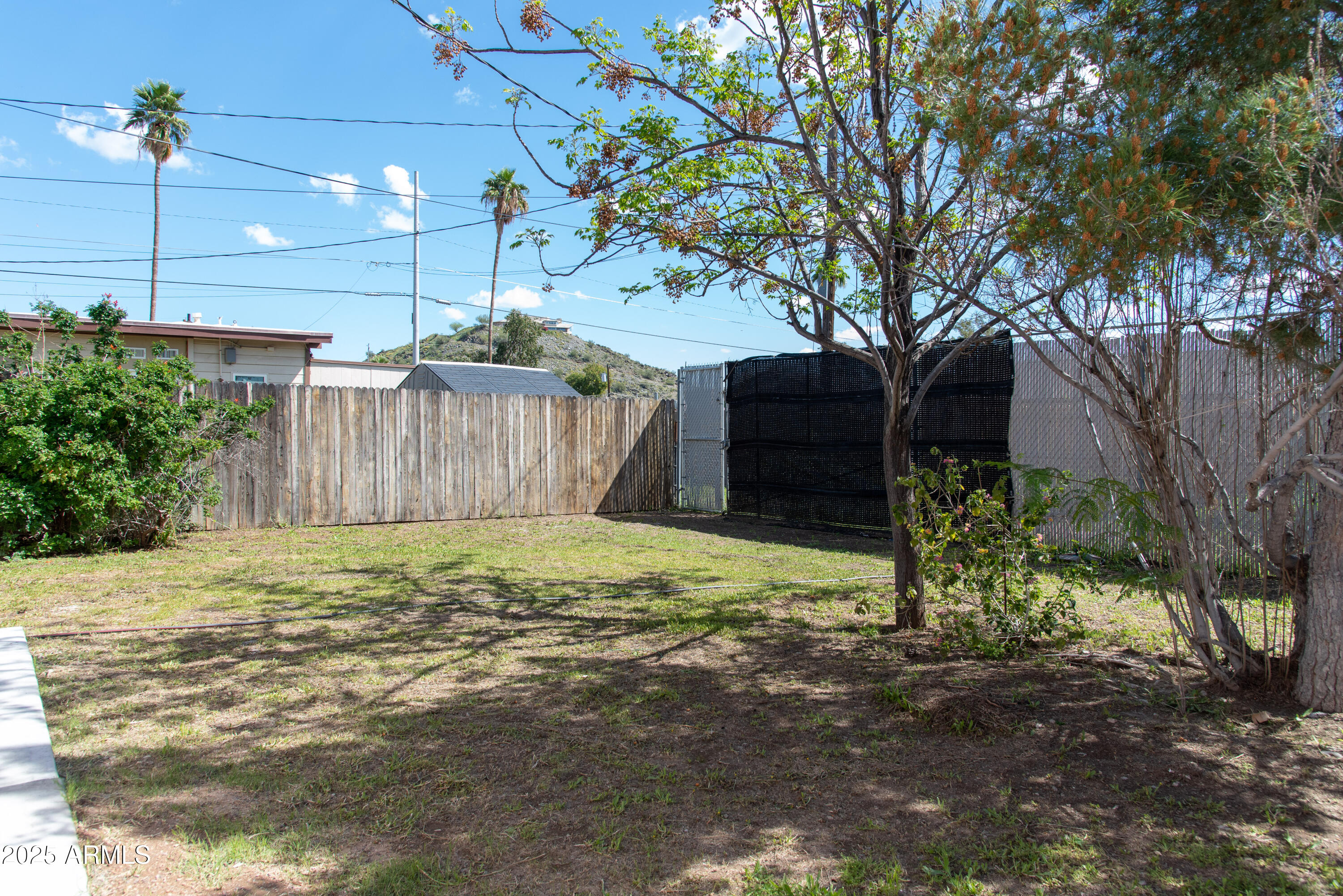 1111 W CINNABAR Avenue
