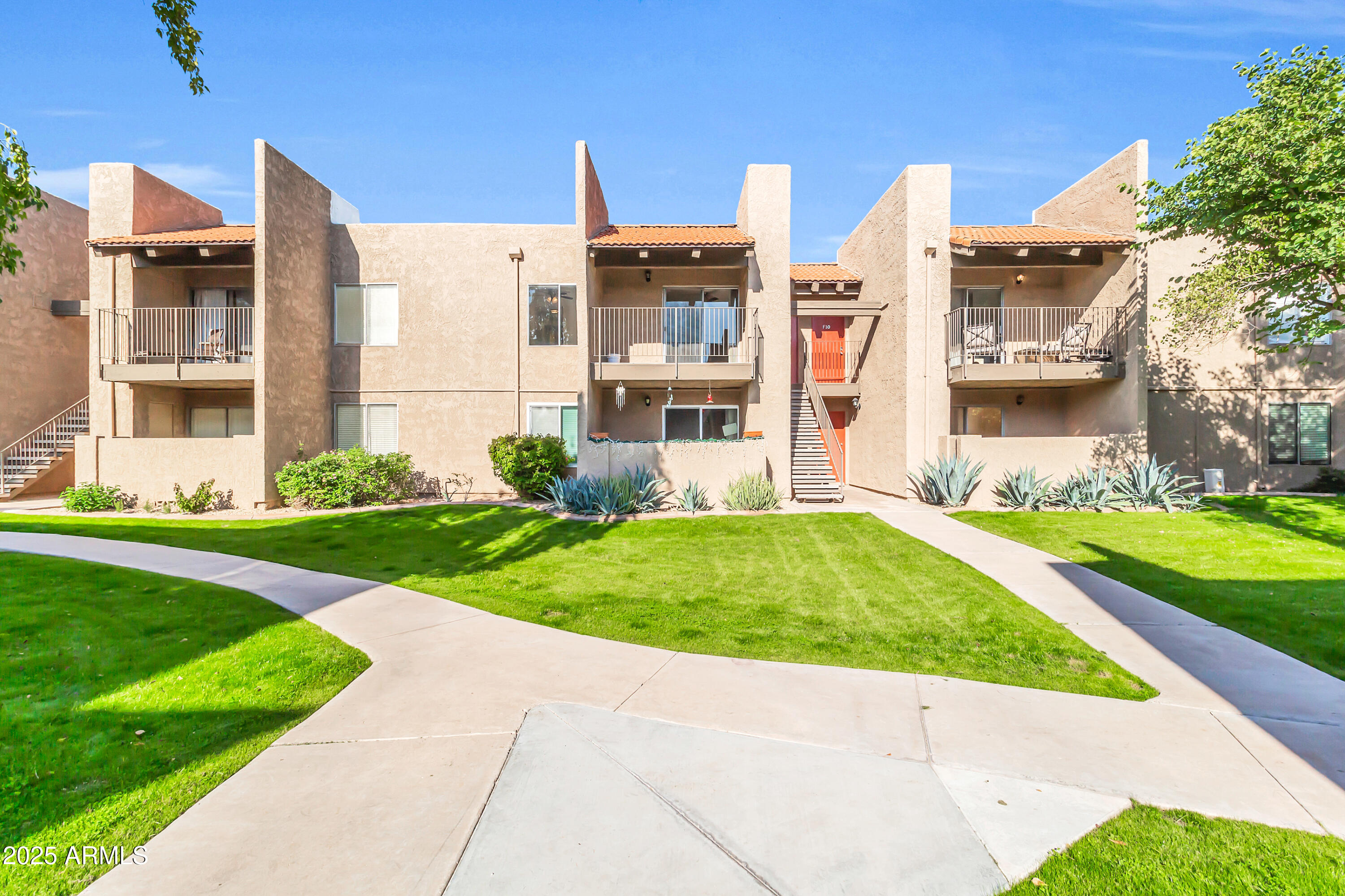 5525 E THOMAS Road F9