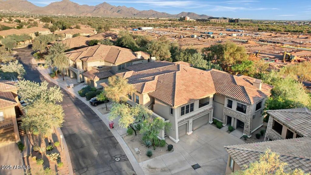 Photo of 19700 N 76th Street #2072, Scottsdale, AZ 85255 (MLS # 6928325)