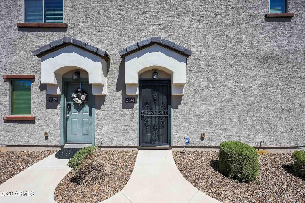 Photo of 2725 E Mine Creek Road #2194, Phoenix, AZ 85024 (MLS # 7024180)