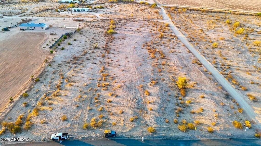 Photo of 0 N Warren Rd Lot 3 1.25 Acres #-, Maricopa, AZ 85139 (MLS # 6911109)