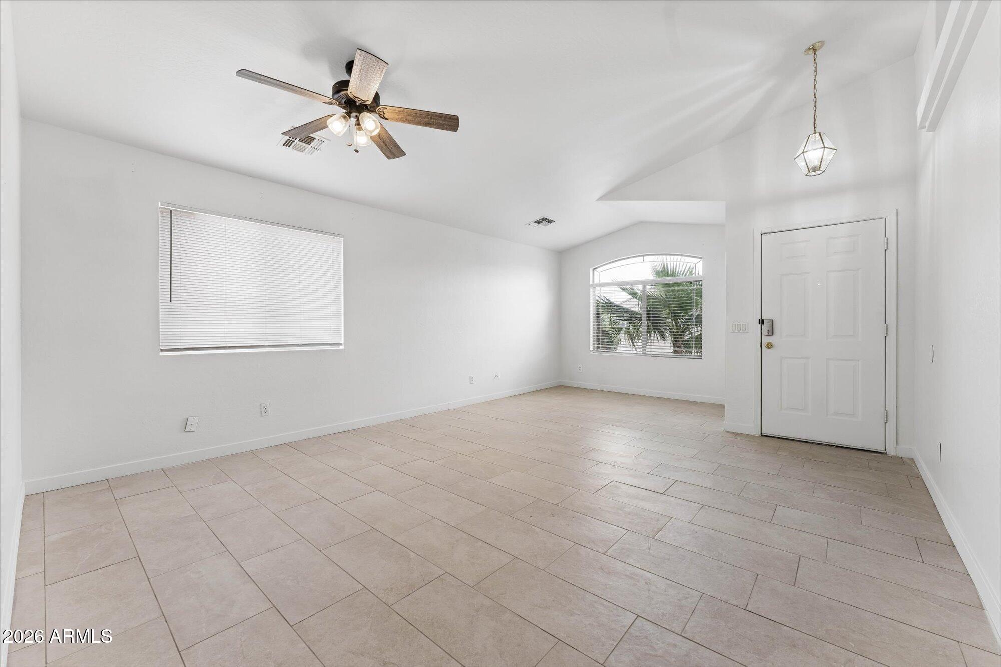 24021 W HIDALGO Avenue