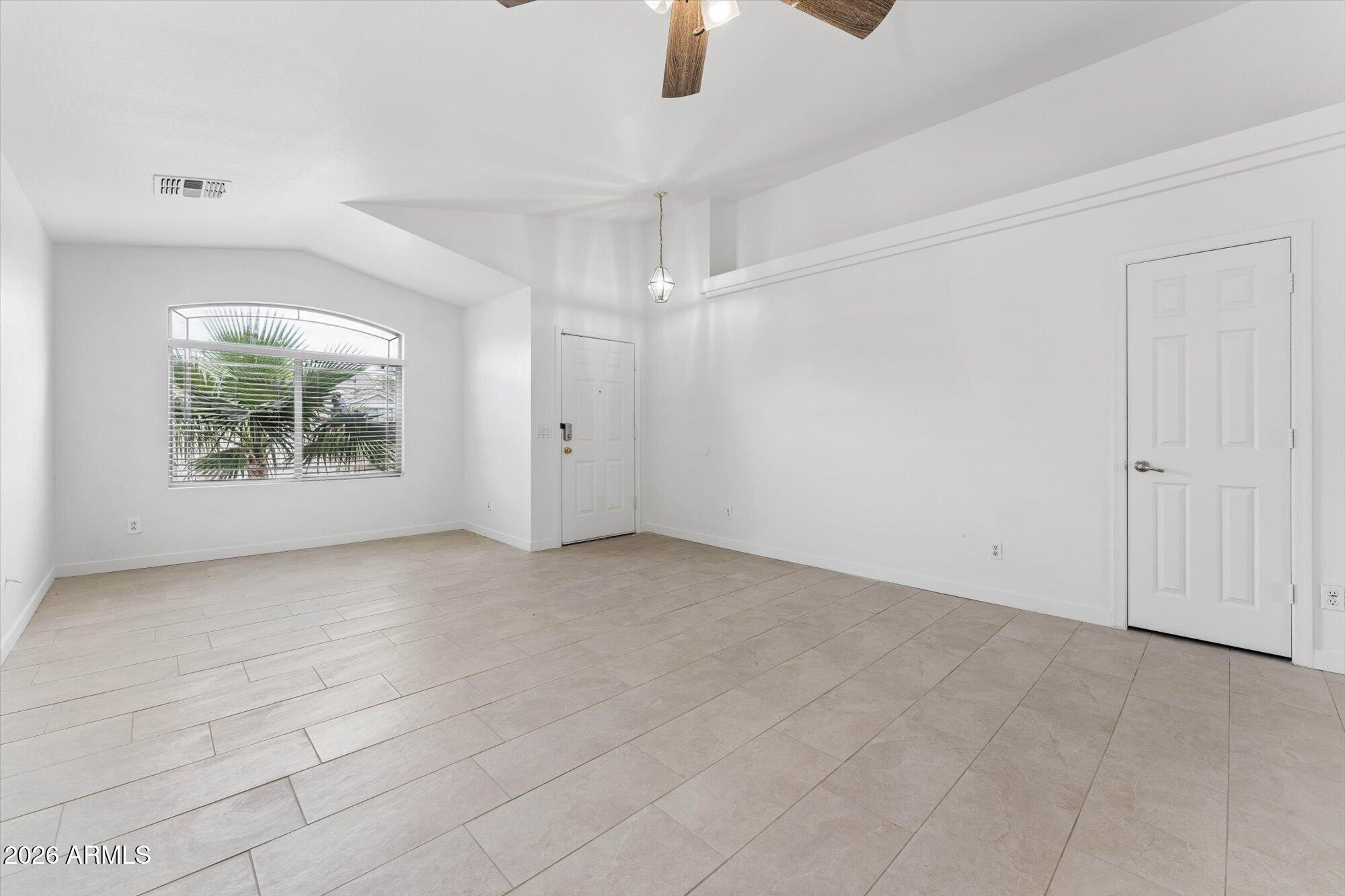 24021 W HIDALGO Avenue