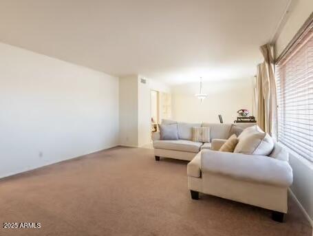 6449 E DES MOINES Street