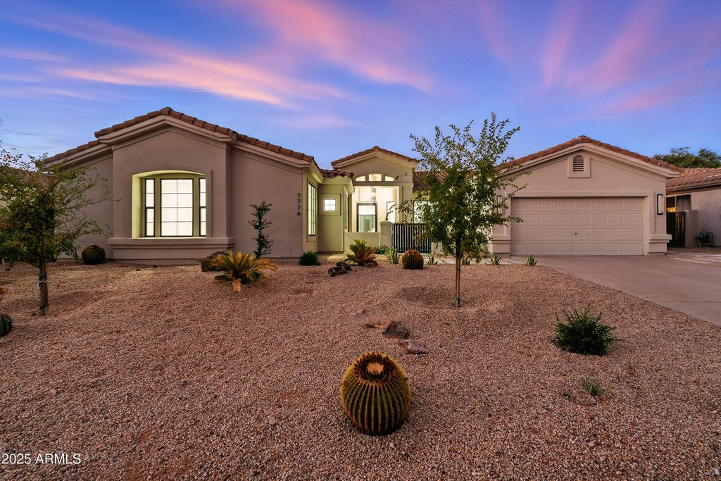 Photo of 7774 E San Fernando Drive, Scottsdale, AZ 85255 (MLS # 6909150)