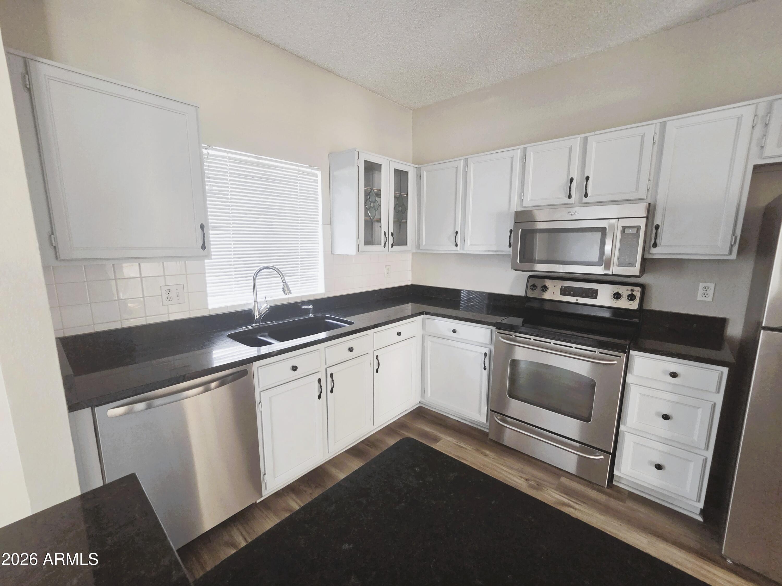 1600 N Saba Street 146