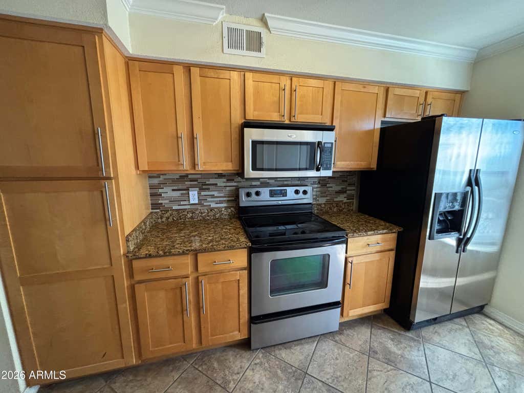Photo of 2025 E Campbell Avenue #335, Phoenix, AZ 85016 (MLS # 7056169)