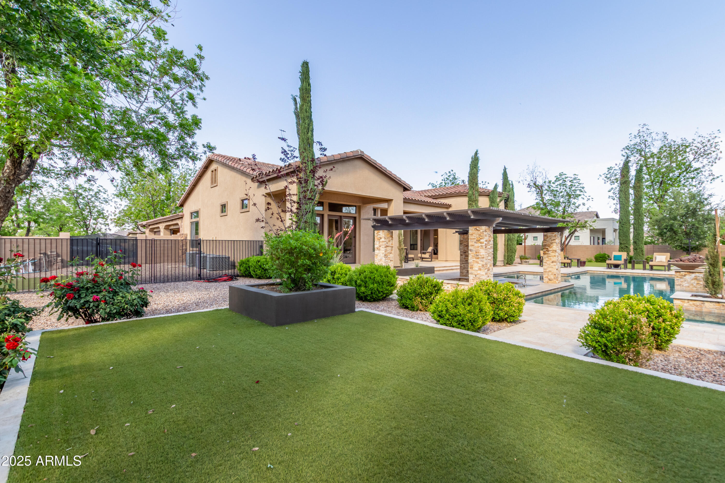 20289 E SUNSET Court