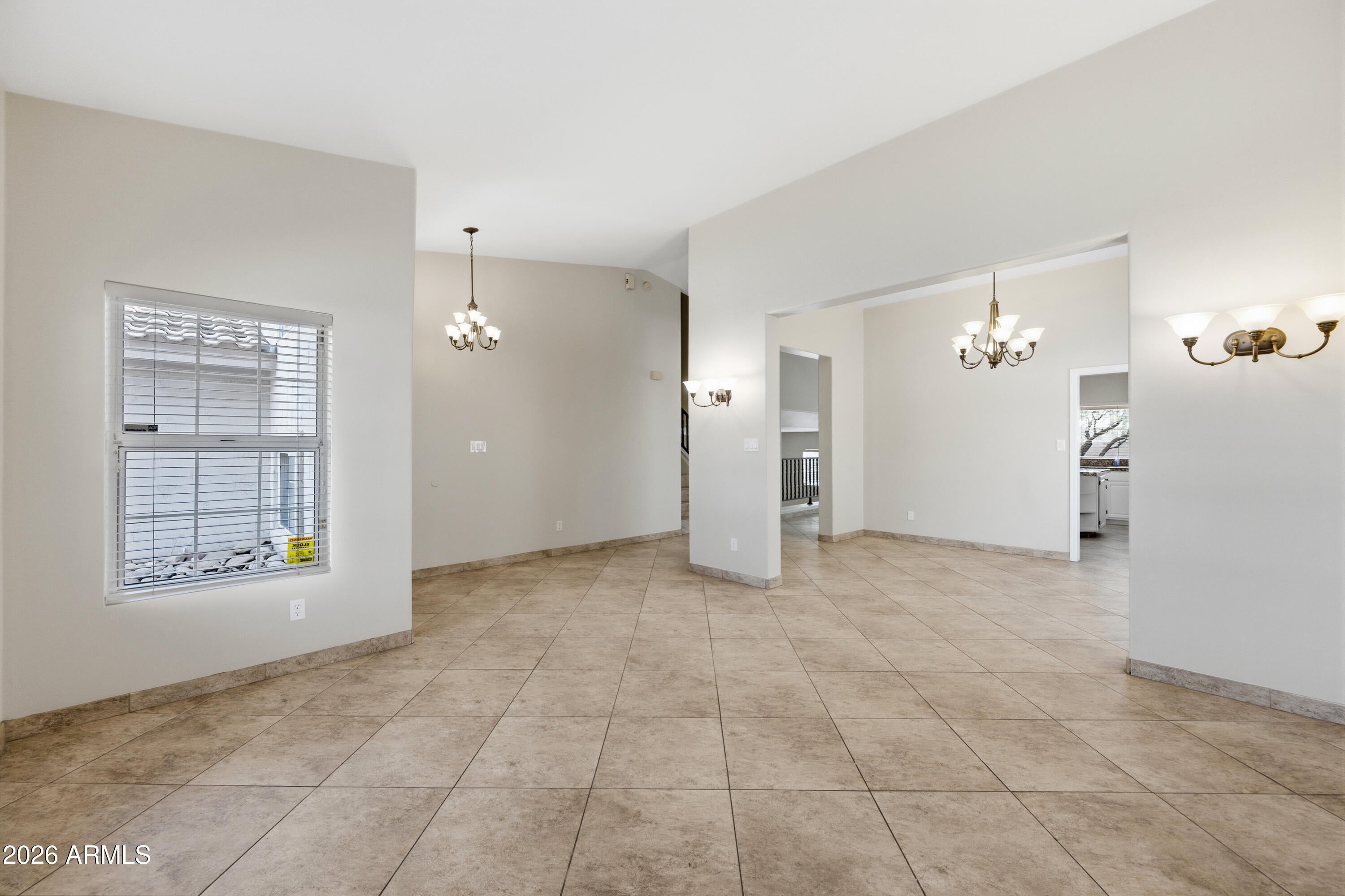 2743 E VERBENA Drive