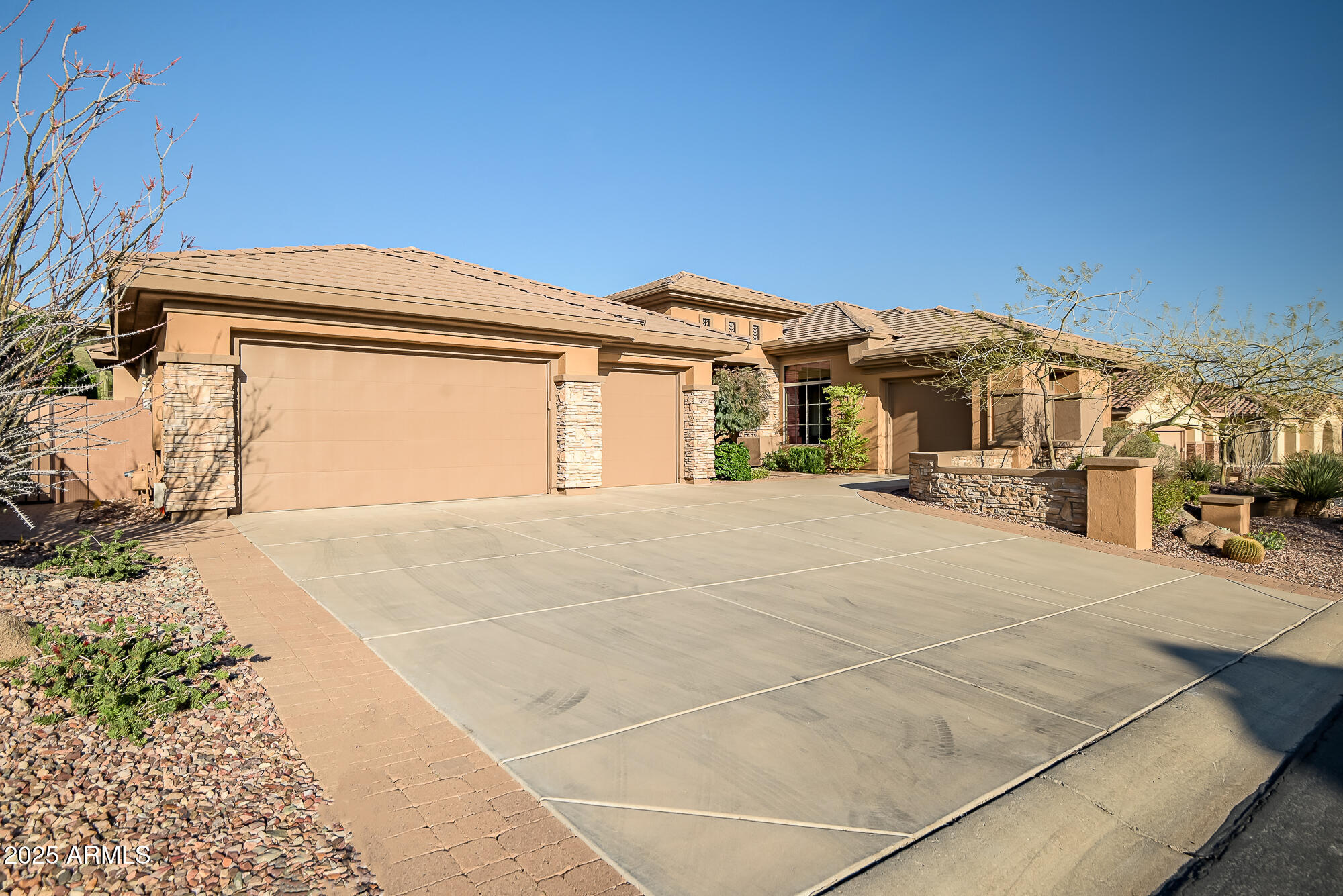 42023 N Bridlewood Way