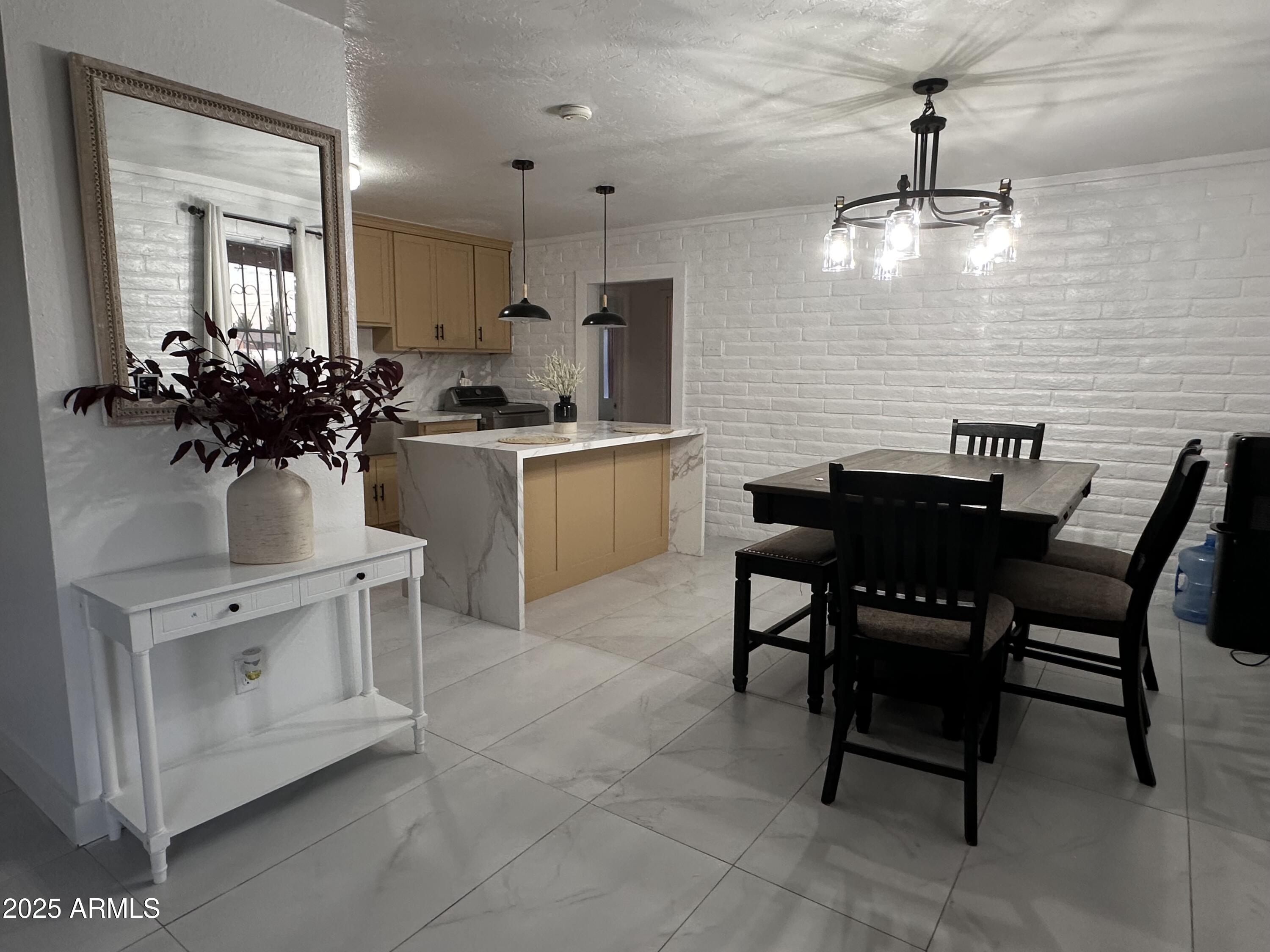 Homes for Sale in Queen Creek Arizona 3 # 714 W Palm Avenue