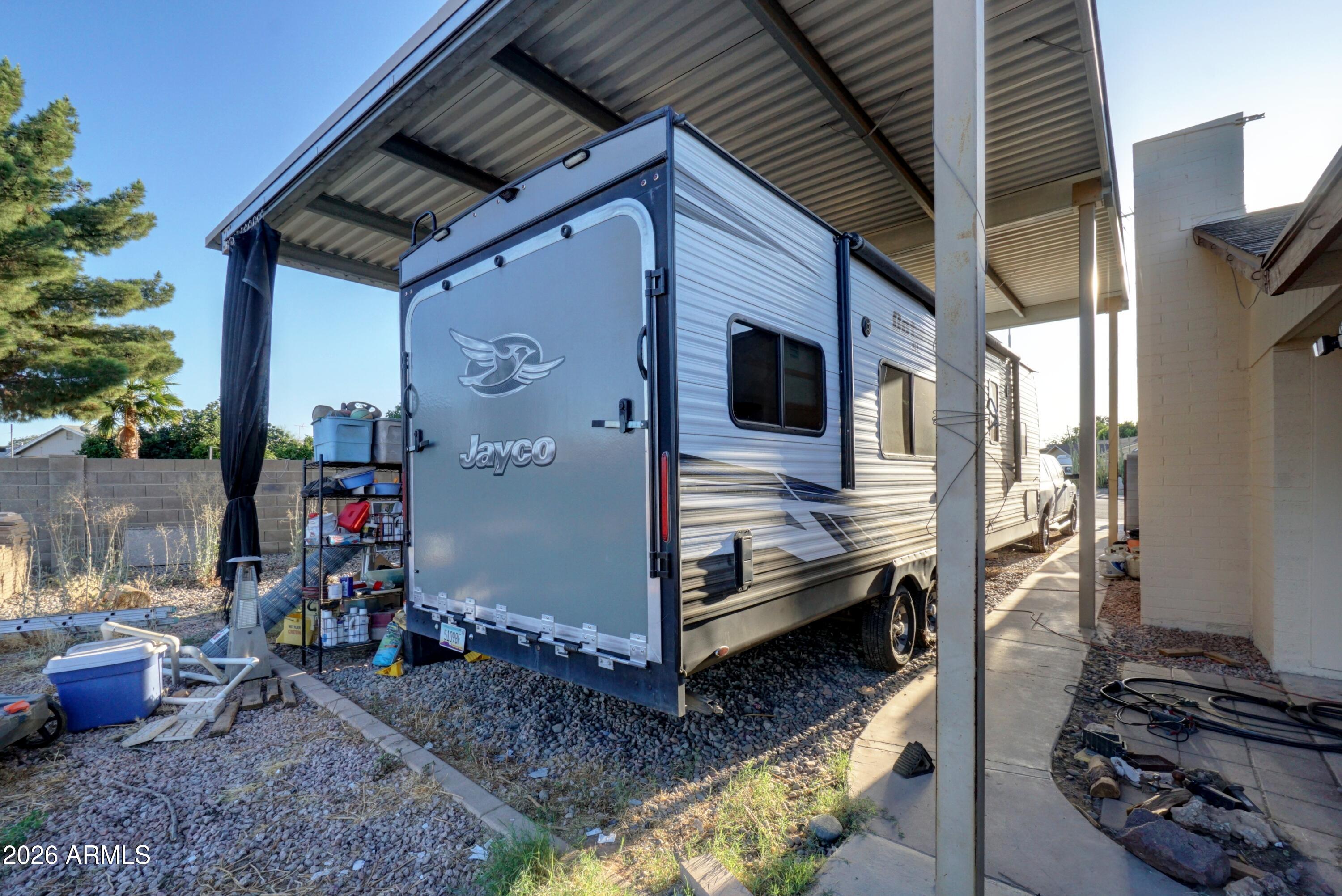 2803 W ROSEWOOD Drive