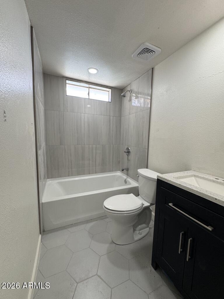 1543 W VILLA RITA Drive