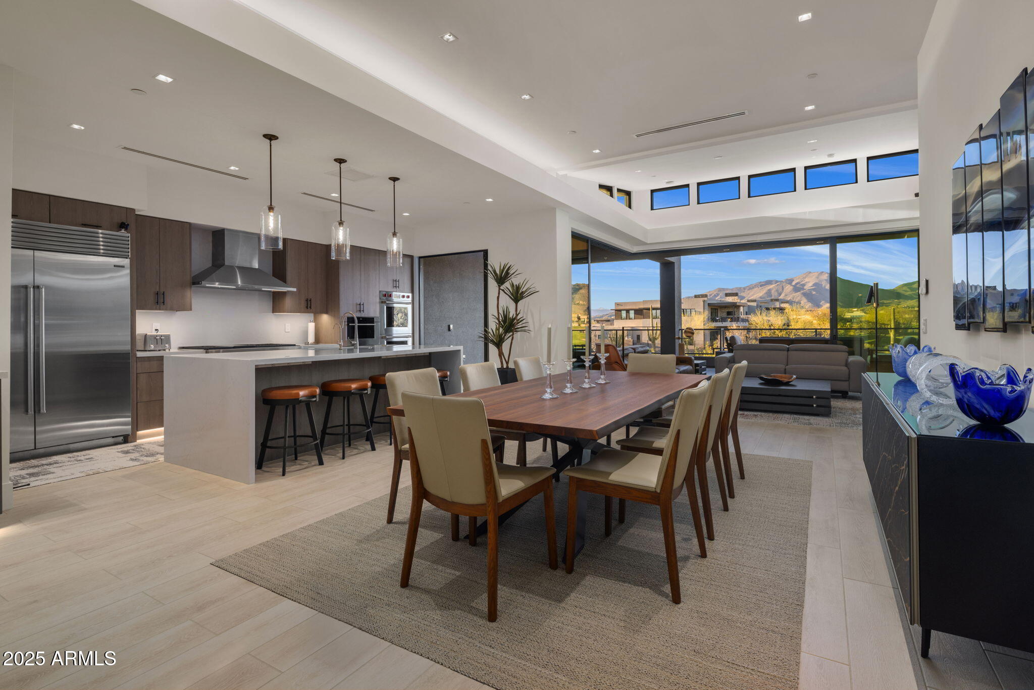 37200 N CAVE CREEK Road 2108