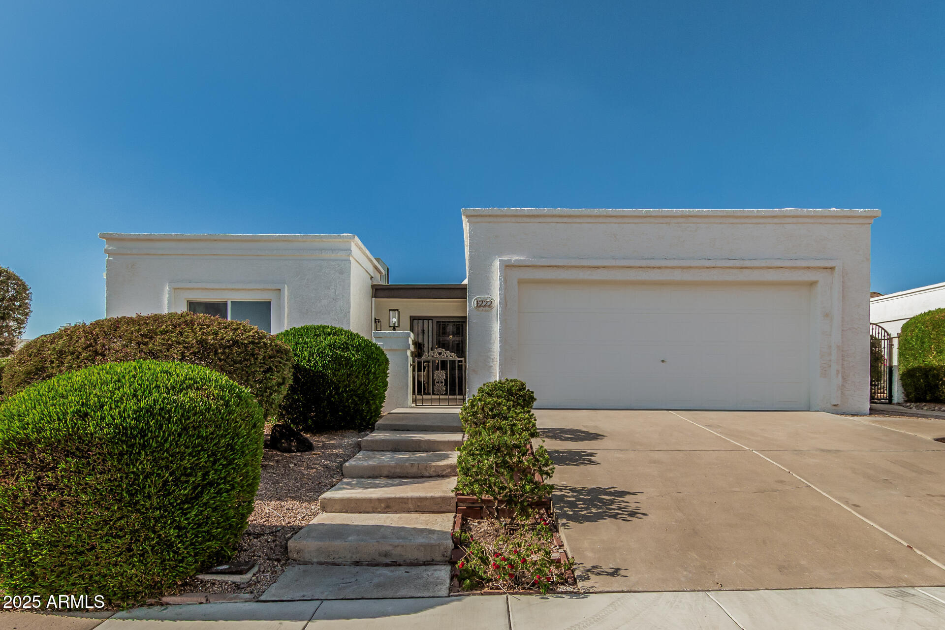 1222 E ACOMA Drive