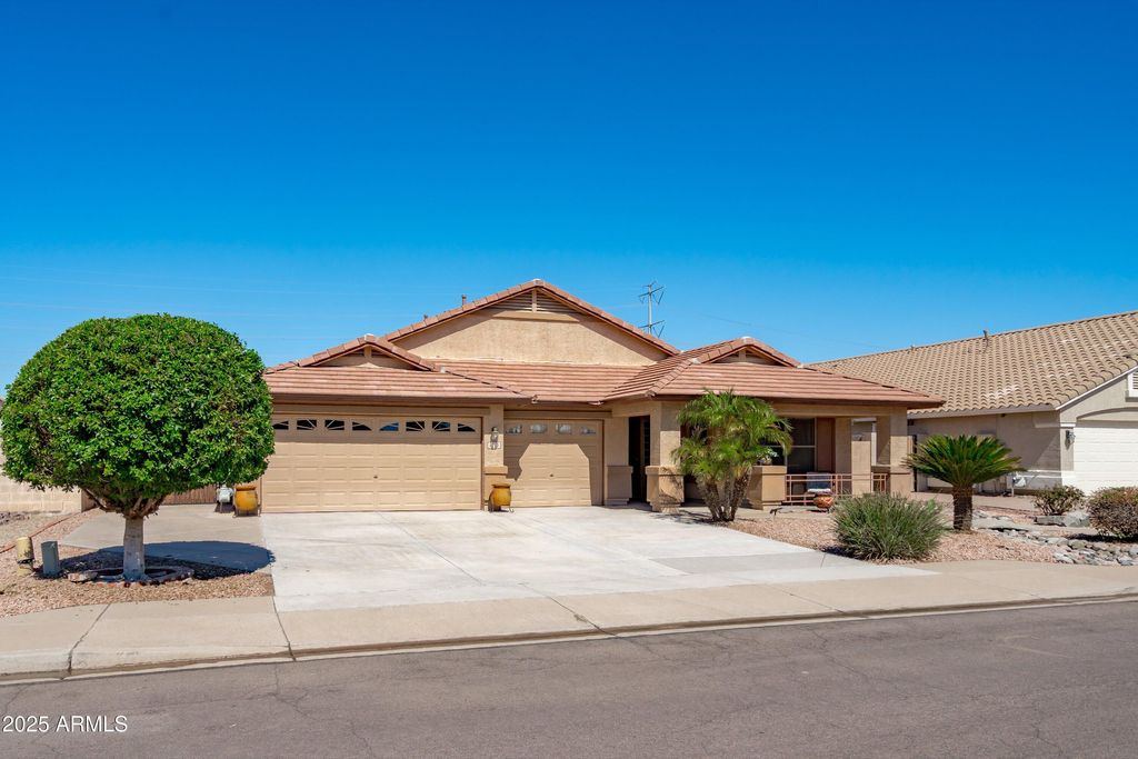 Photo of 11250 E Prairie Avenue, Mesa, AZ 85212 (MLS # 6928438)
