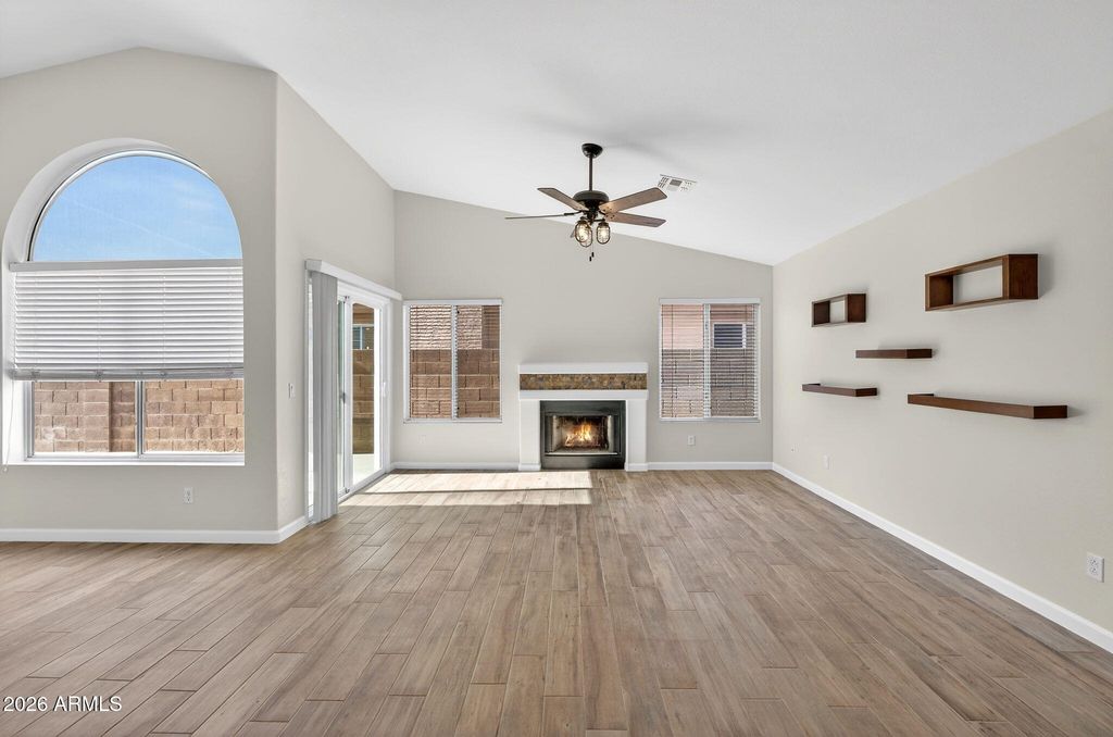 Photo of 931 W Sierra Madre Avenue, Gilbert, AZ 85233 (MLS # 6976442)