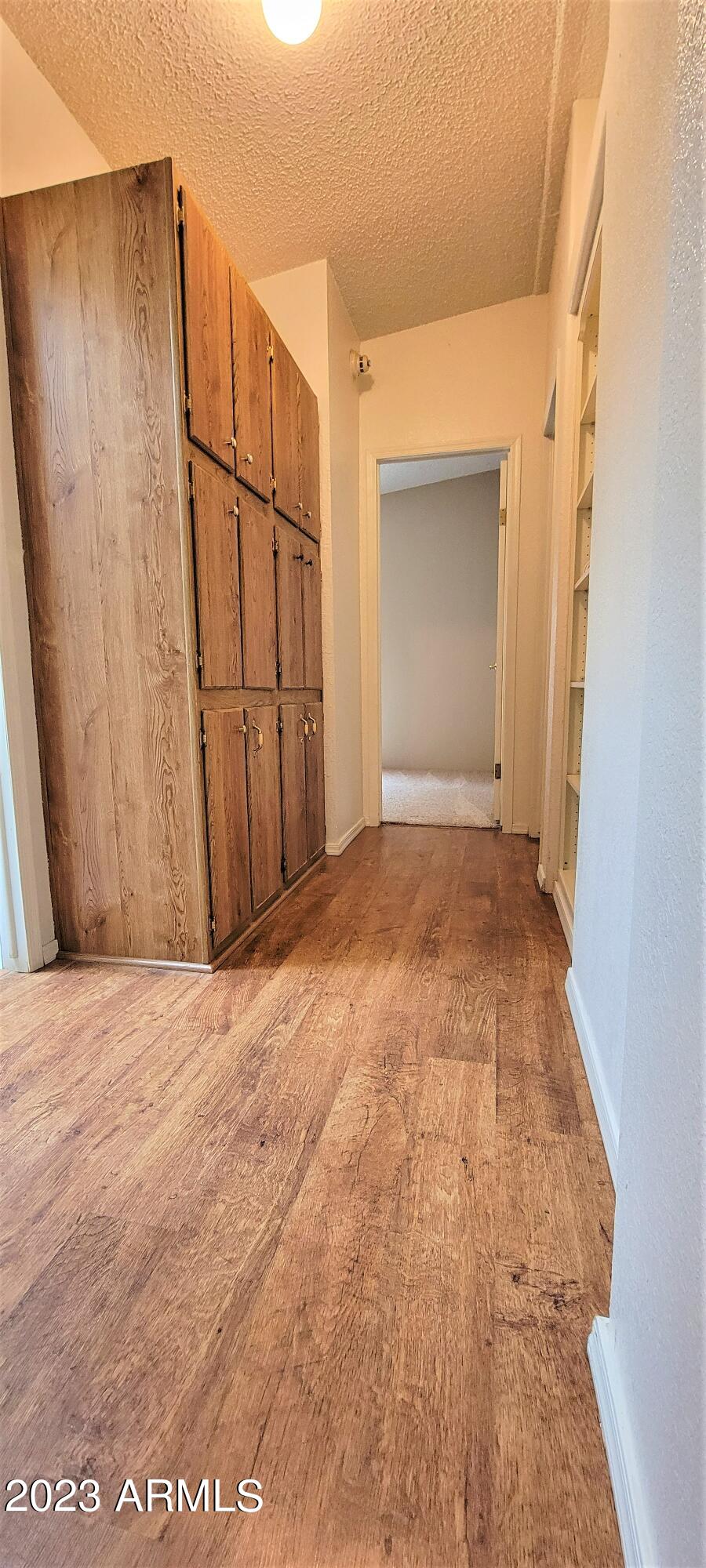 HIGH KNOLL RANCHES - Residential
