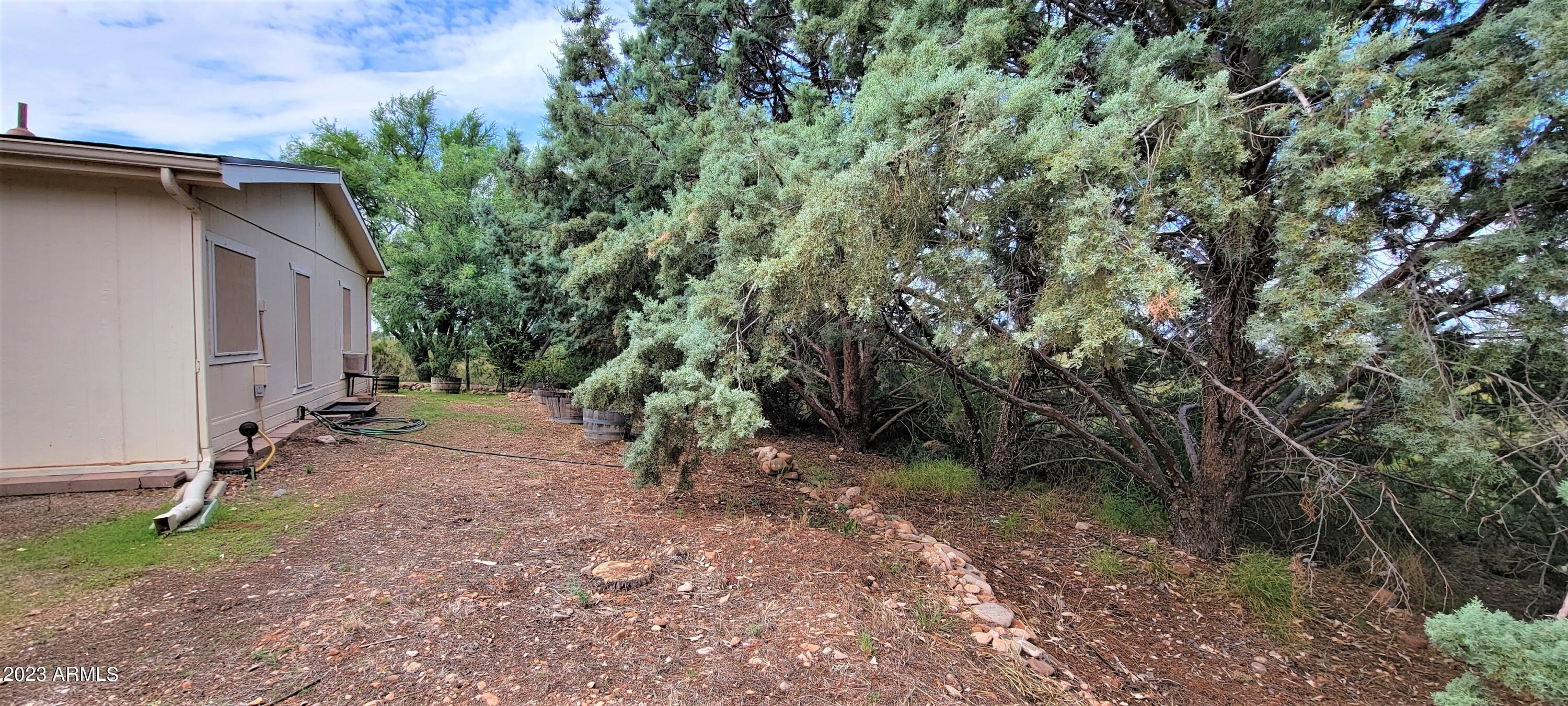 HIGH KNOLL RANCHES - Residential