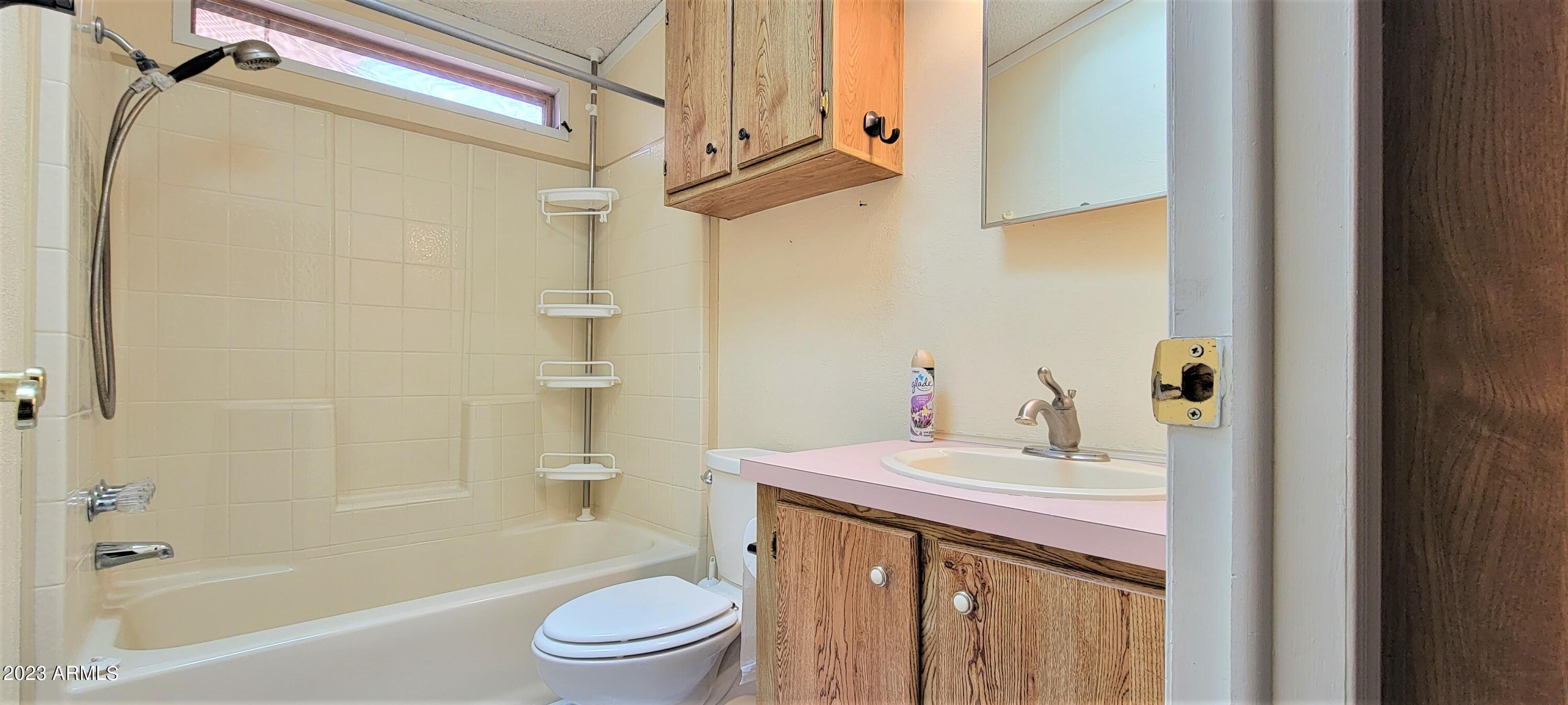 HIGH KNOLL RANCHES - Residential