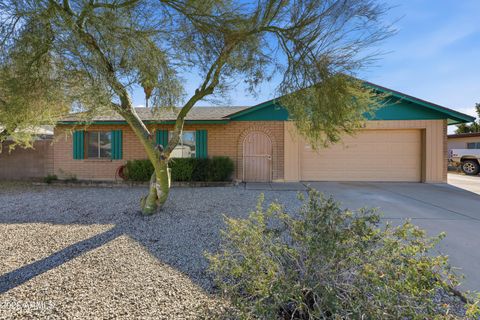 4925 W GRANDVIEW Road Glendale AZ 85306