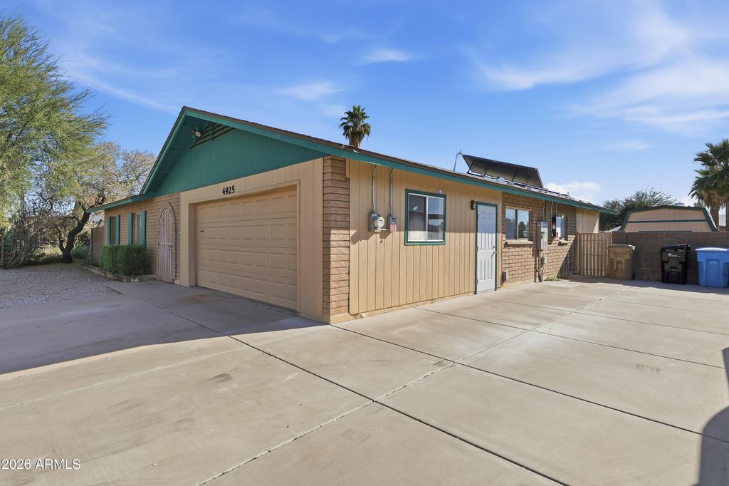 Photo of 4925 W Grandview Road, Glendale, AZ 85306 (MLS # 6972284)
