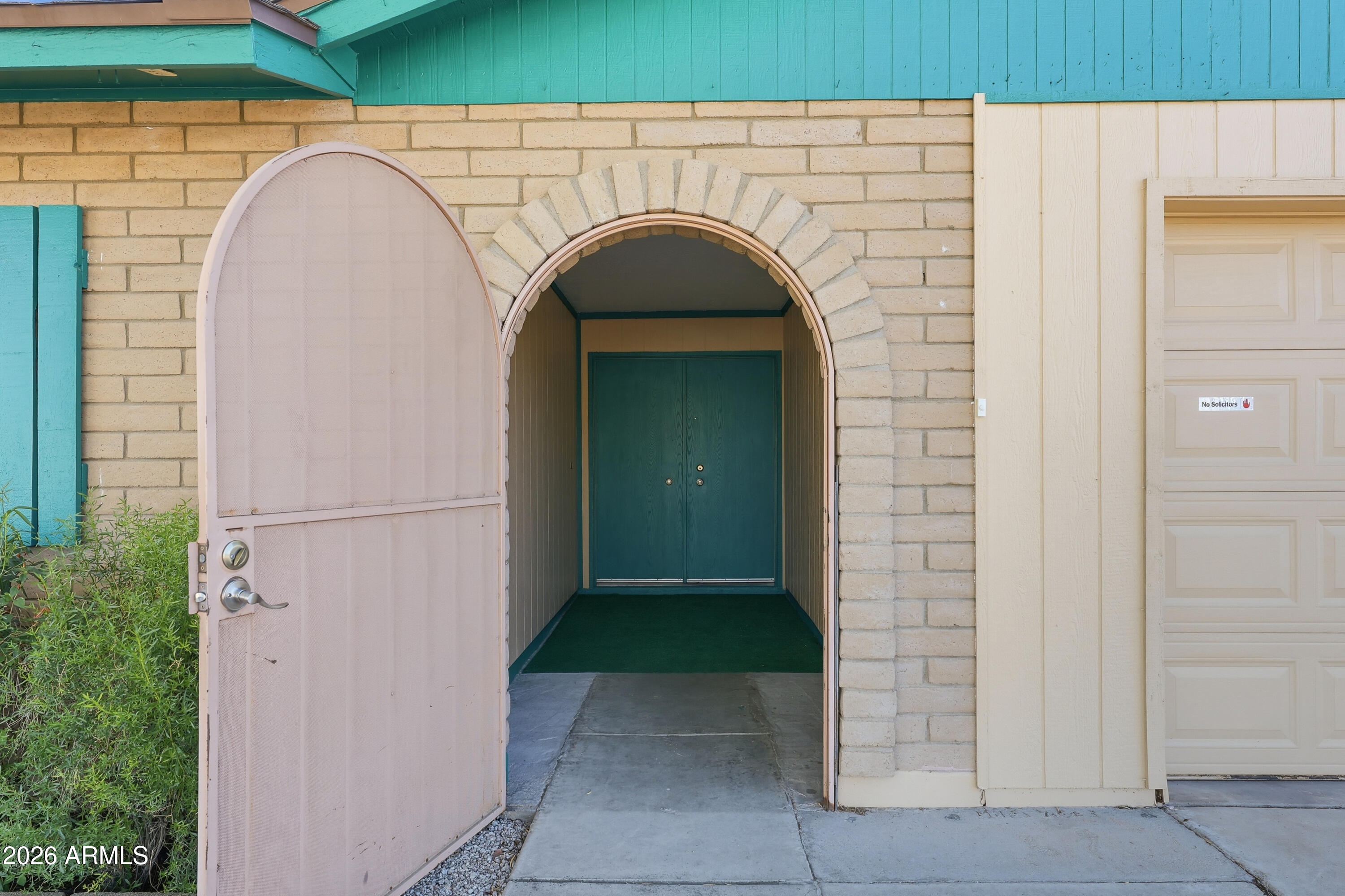 4925 W GRANDVIEW Road