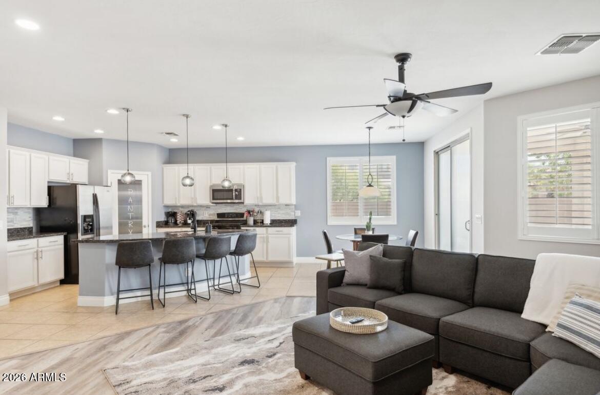 CANYON TRAILS UNIT 3 PARCEL G - Residential