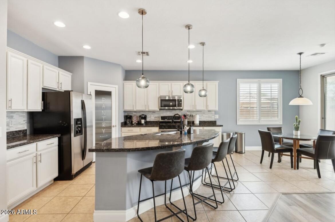 16523 W SHERMAN Street